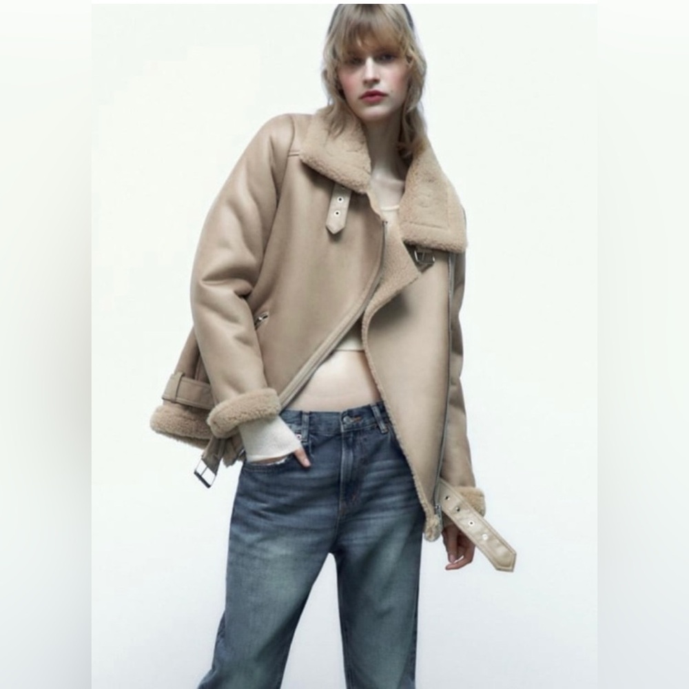 Zara aviator faux suede jacket Women's Beige medium sherpa belted and zippers